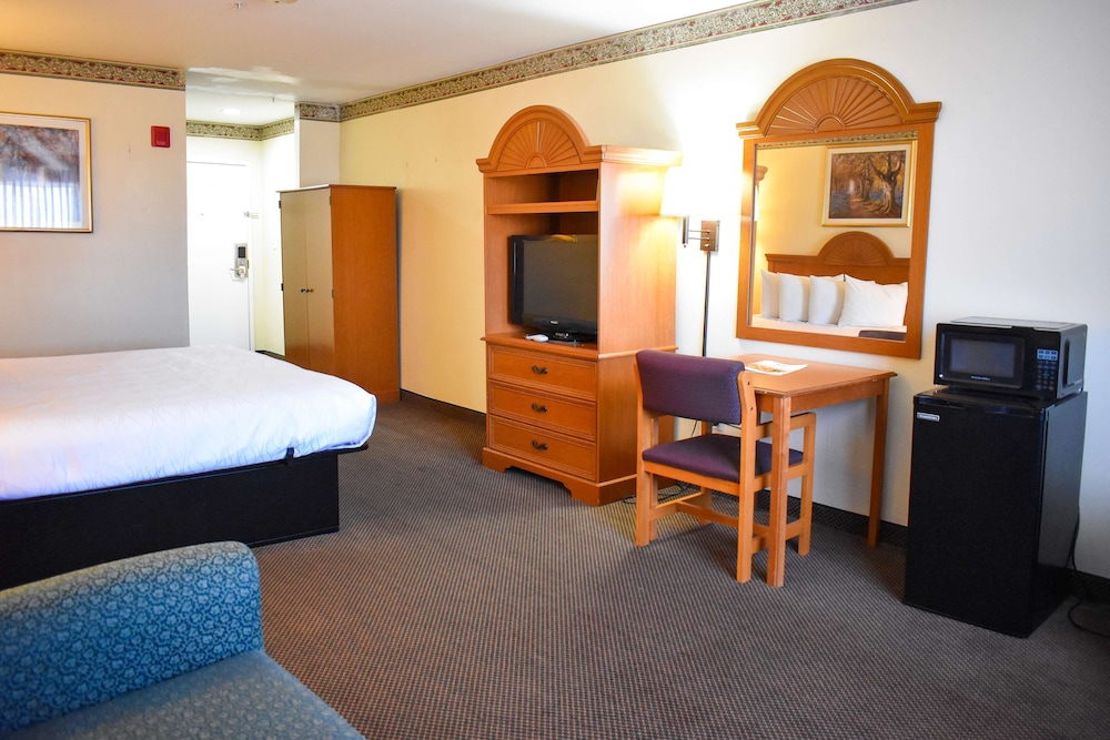 americas best value inn and suites haltom city ft worth