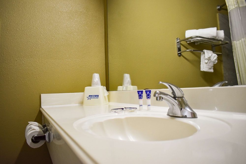 americas best value inn and suites haltom city ft worth