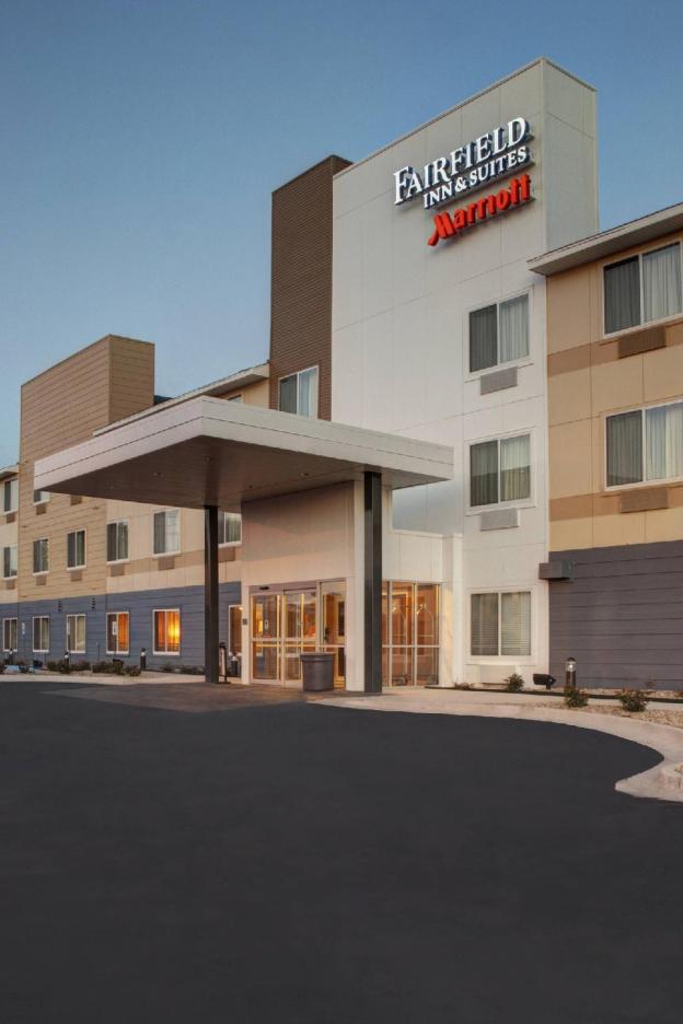 fairfield inn andsuites fort worth i 30 west nas jrb