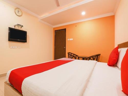 hotel sri sai regency