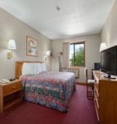 Days Inn & Suites By Wyndham Des Moines Airport,Iowa>>Des Moines,2 star
