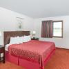 days inn and suites by wyndham des moines airport