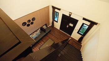 b2 suthep night market premier resort