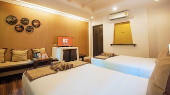 b2 suthep night market premier resort