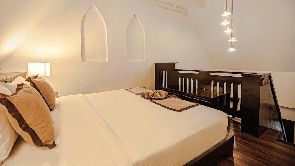 b2 suthep night market premier resort