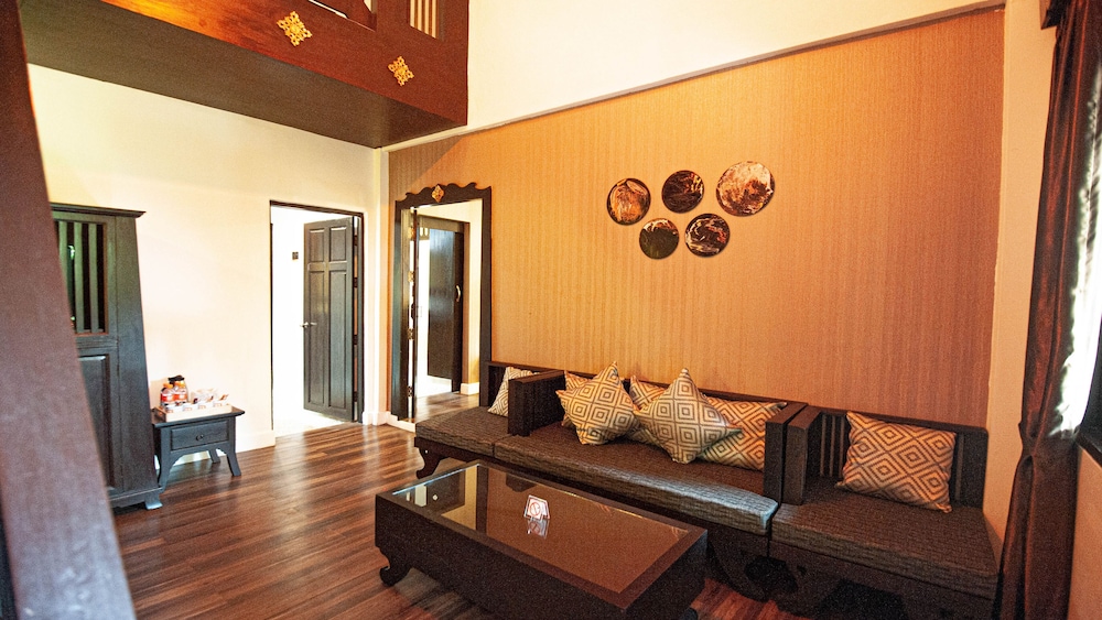 b2 suthep night market premier resort