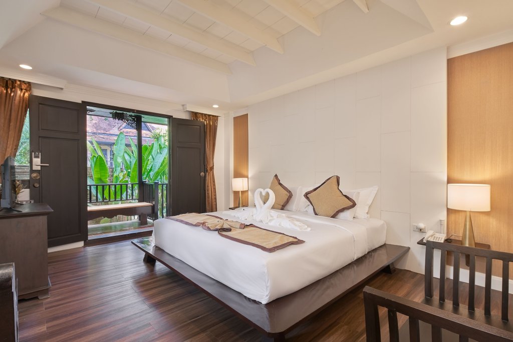 b2 suthep night market premier resort