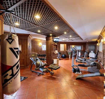 hotel alaska cortina