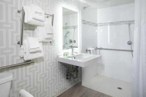 holiday inn washington college pk i 95 by ihg