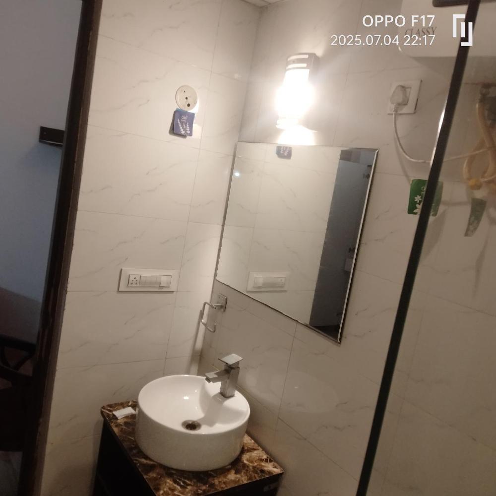 hotel vrindavan bliss