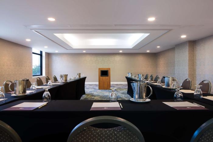 doubletree by hilton hotel laurel