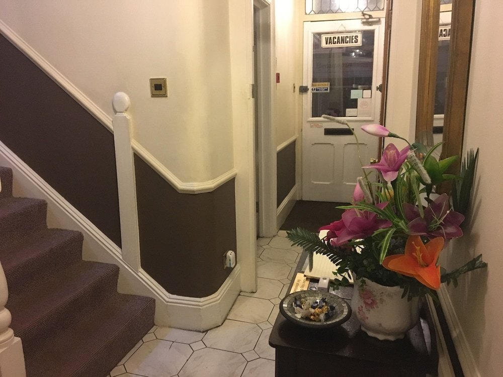 the gillygate hotel