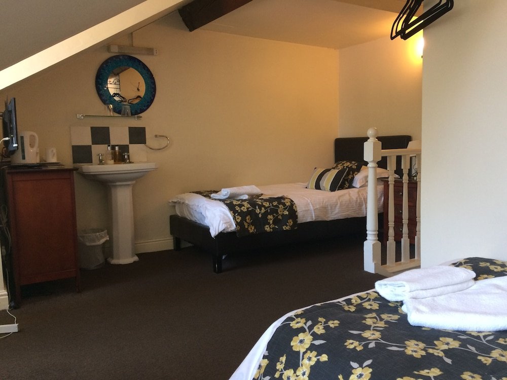 the gillygate hotel