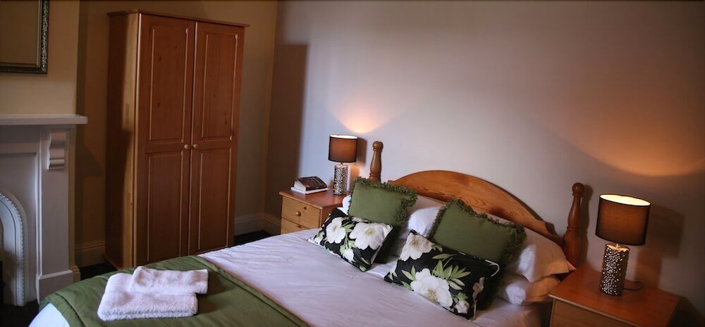 the gillygate hotel