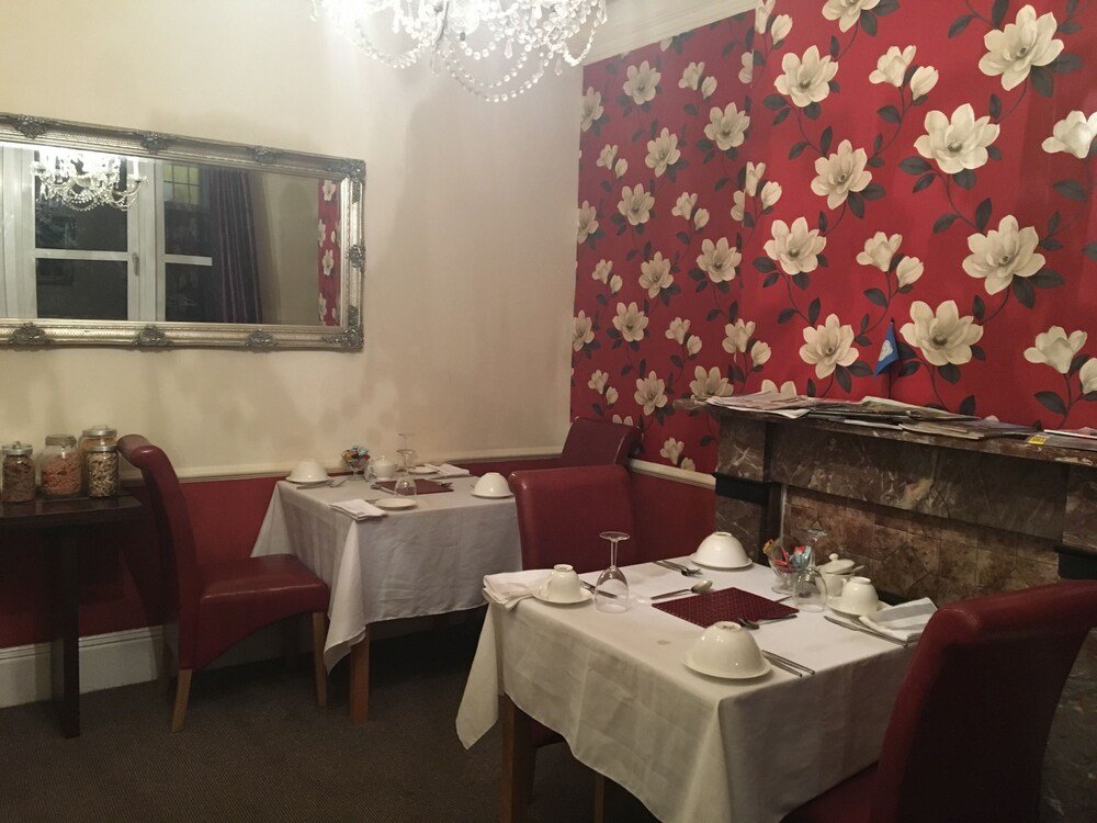 the gillygate hotel