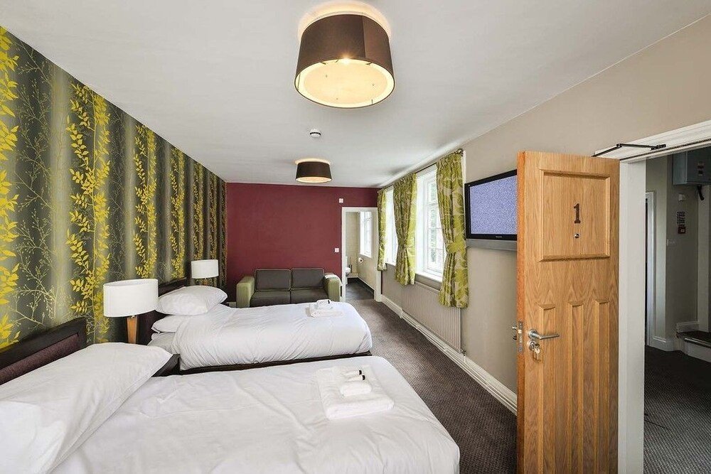 the gillygate hotel