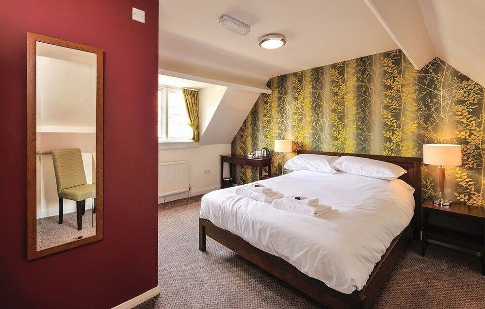 the gillygate hotel
