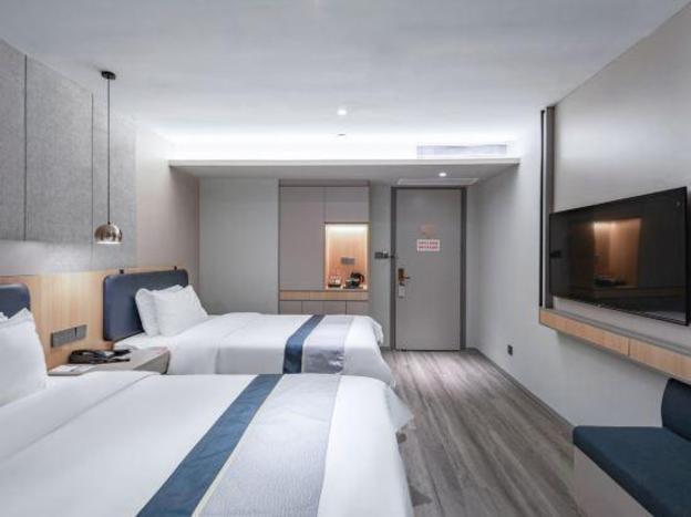 home inn selected shanghai jiading bole road