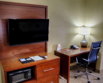 comfort suites plymouth near us 30