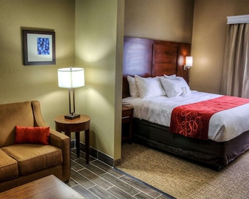 comfort suites plymouth near us 30