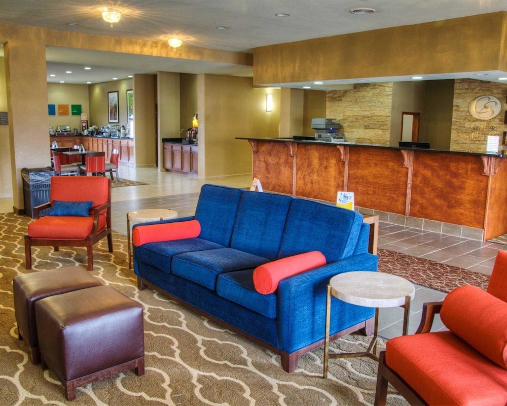 comfort suites plymouth near us 30