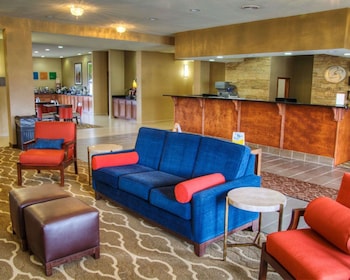 comfort suites plymouth near us 30