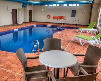 comfort suites plymouth near us 30
