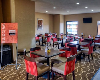 comfort suites plymouth near us 30