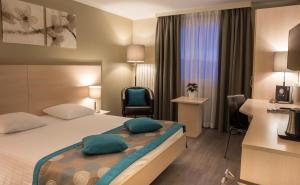 everness hotel and resort