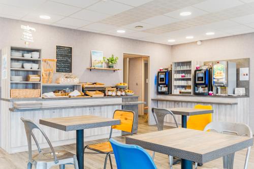 kyriad direct tours sud chambray les tours