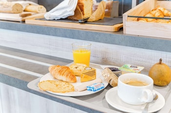 kyriad direct tours sud chambray les tours