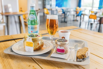 kyriad direct tours sud chambray les tours