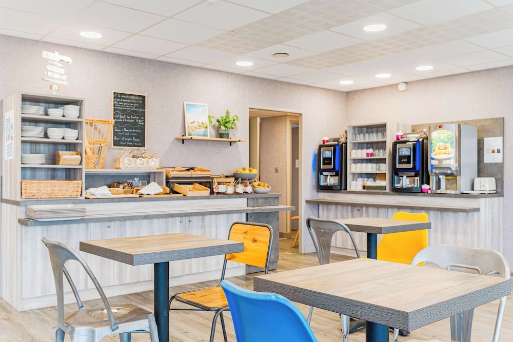 kyriad direct tours sud chambray les tours