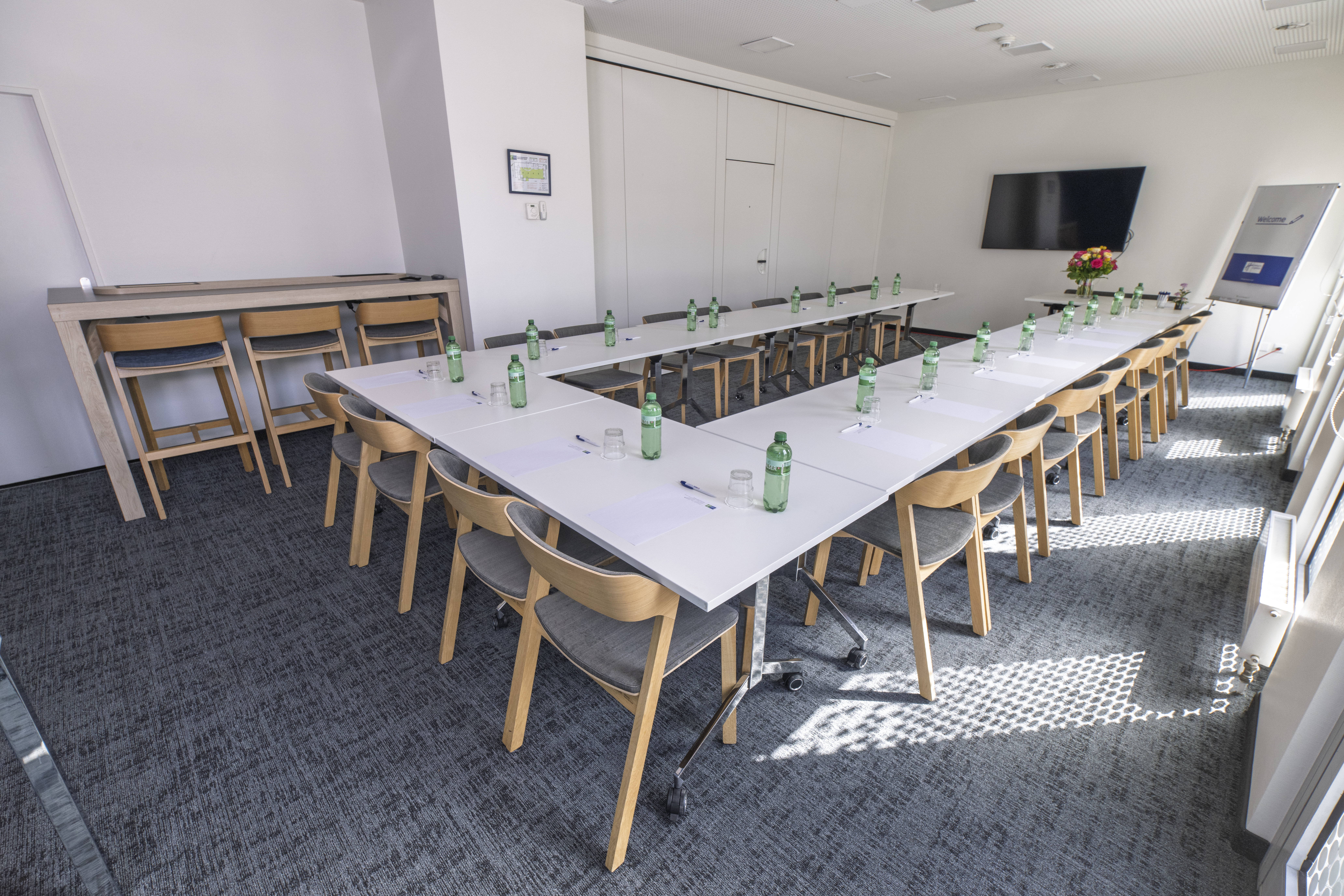 holiday inn express geneva airport by ihg