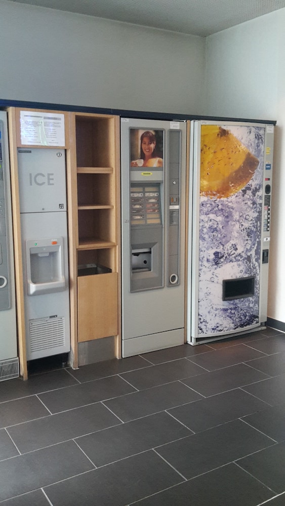 holiday inn express geneva airport by ihg