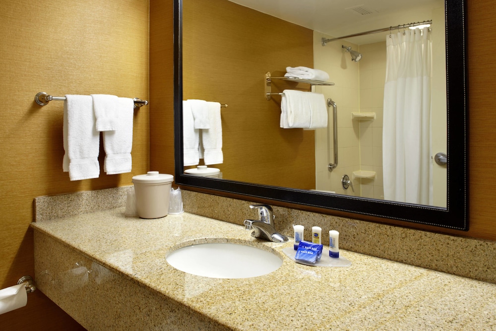 Fairfield Inn & Suites By Marriott Parsippany,New Jersey>>Morris County,3 star
