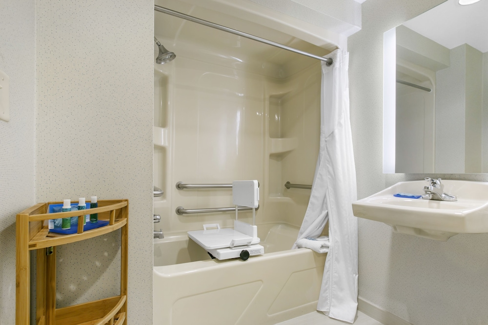 holiday inn express and suites mount arlington rockaway area