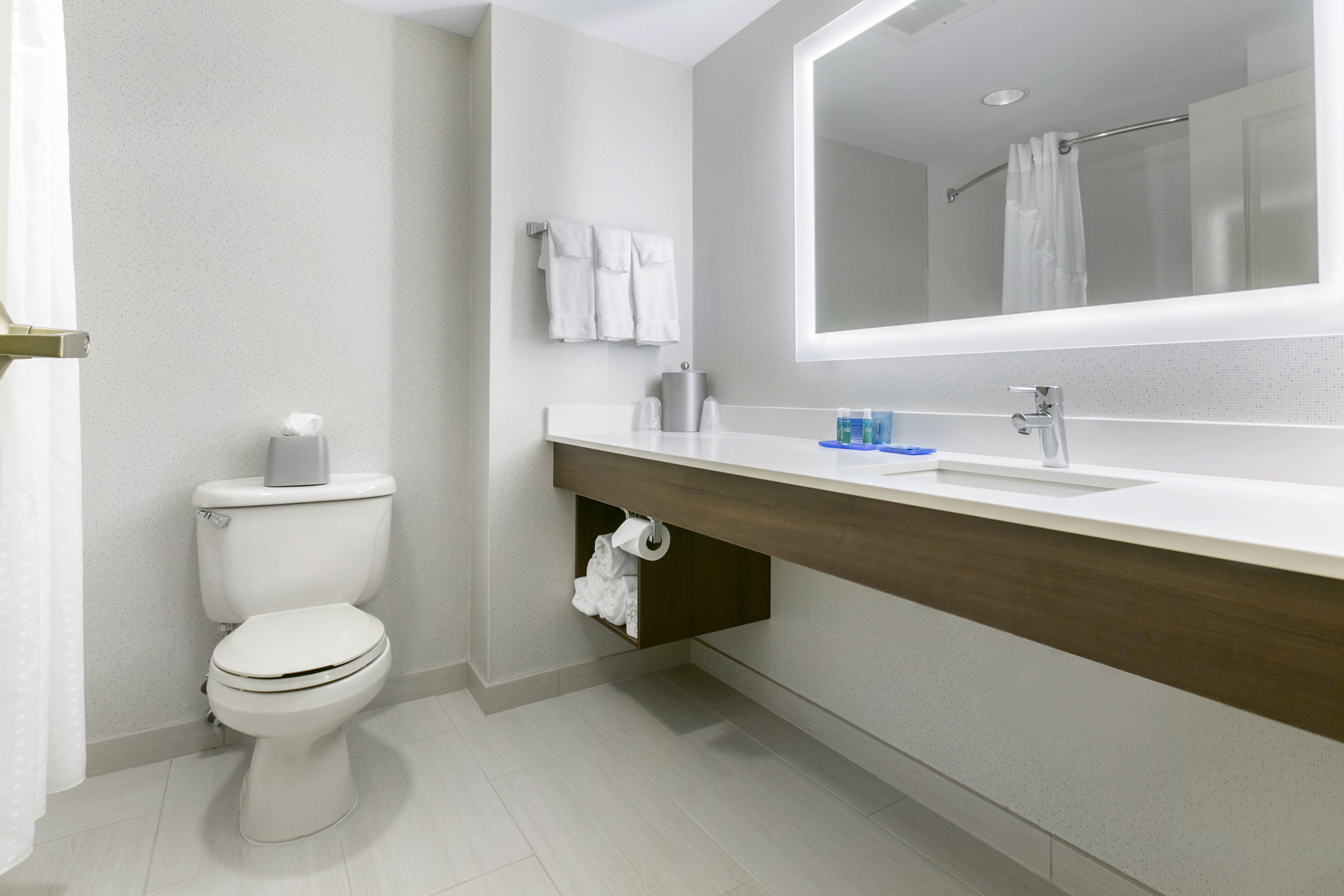 holiday inn express and suites mount arlington rockaway area