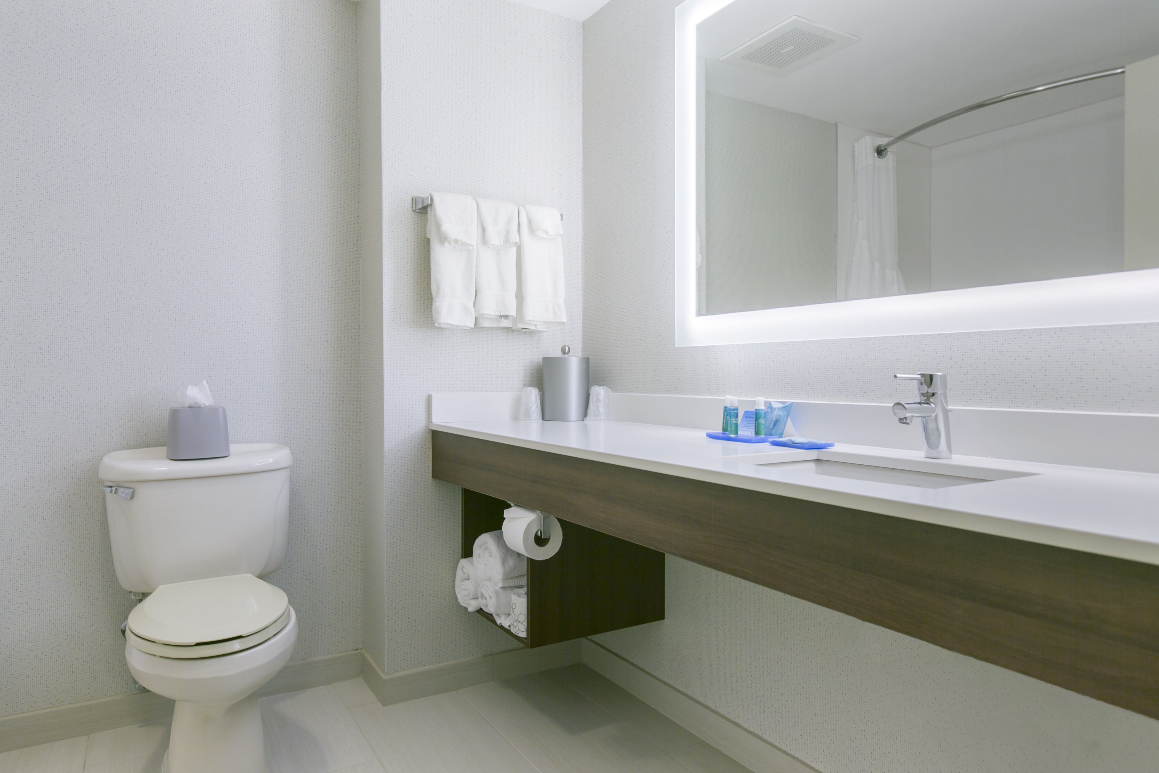 holiday inn express and suites mount arlington rockaway area