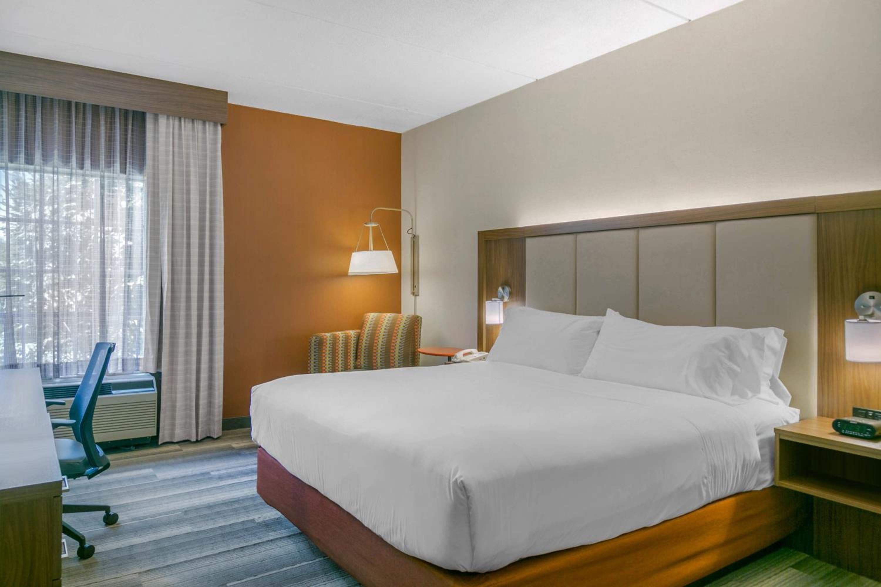 holiday inn express and suites mount arlington rockaway area