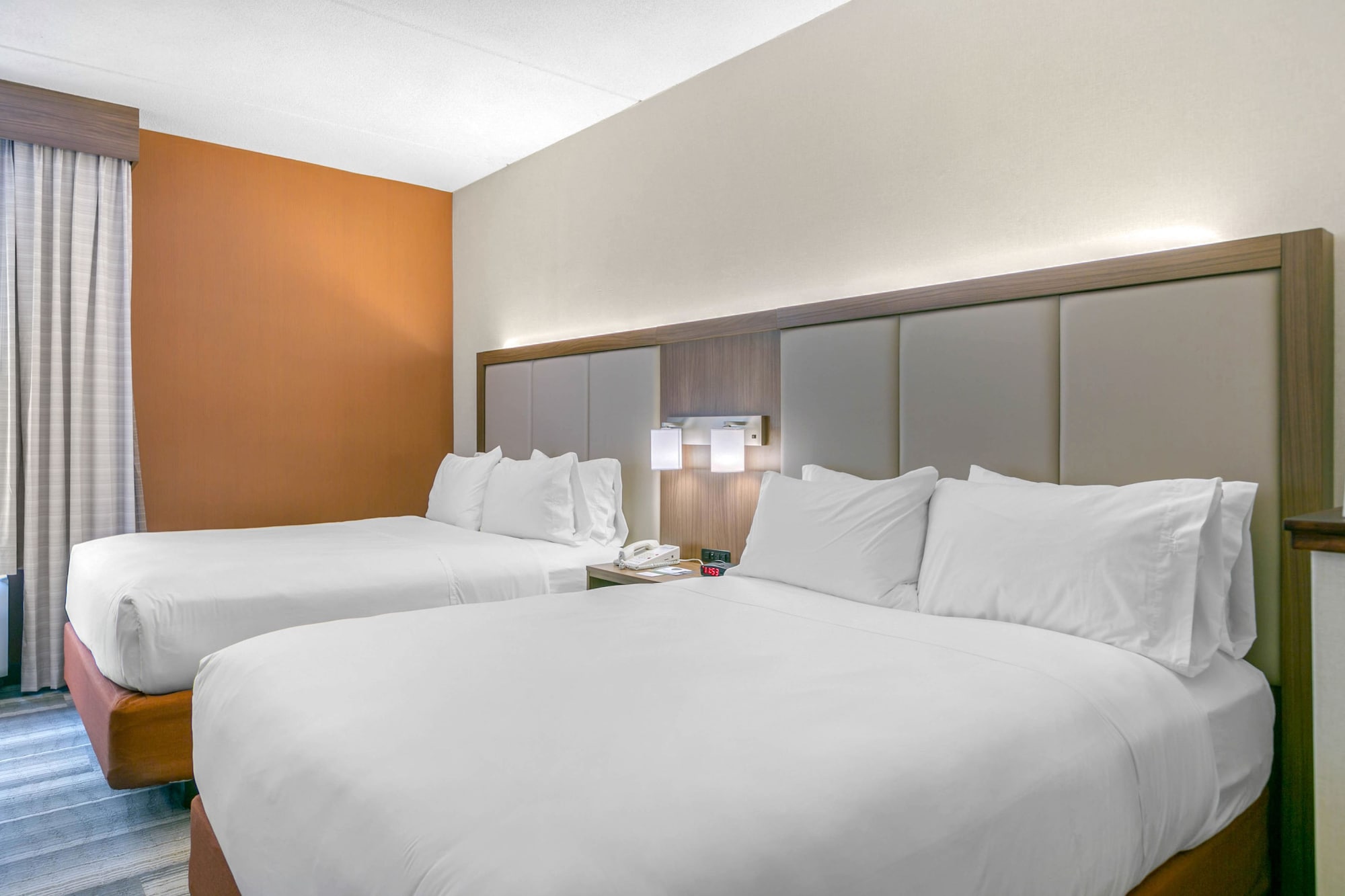 holiday inn express and suites mount arlington rockaway area