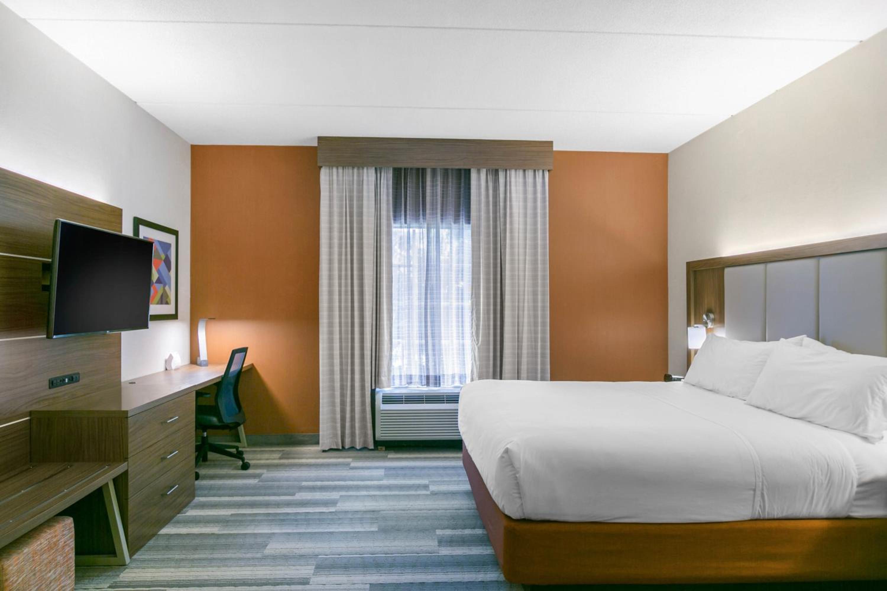 holiday inn express and suites mount arlington rockaway area