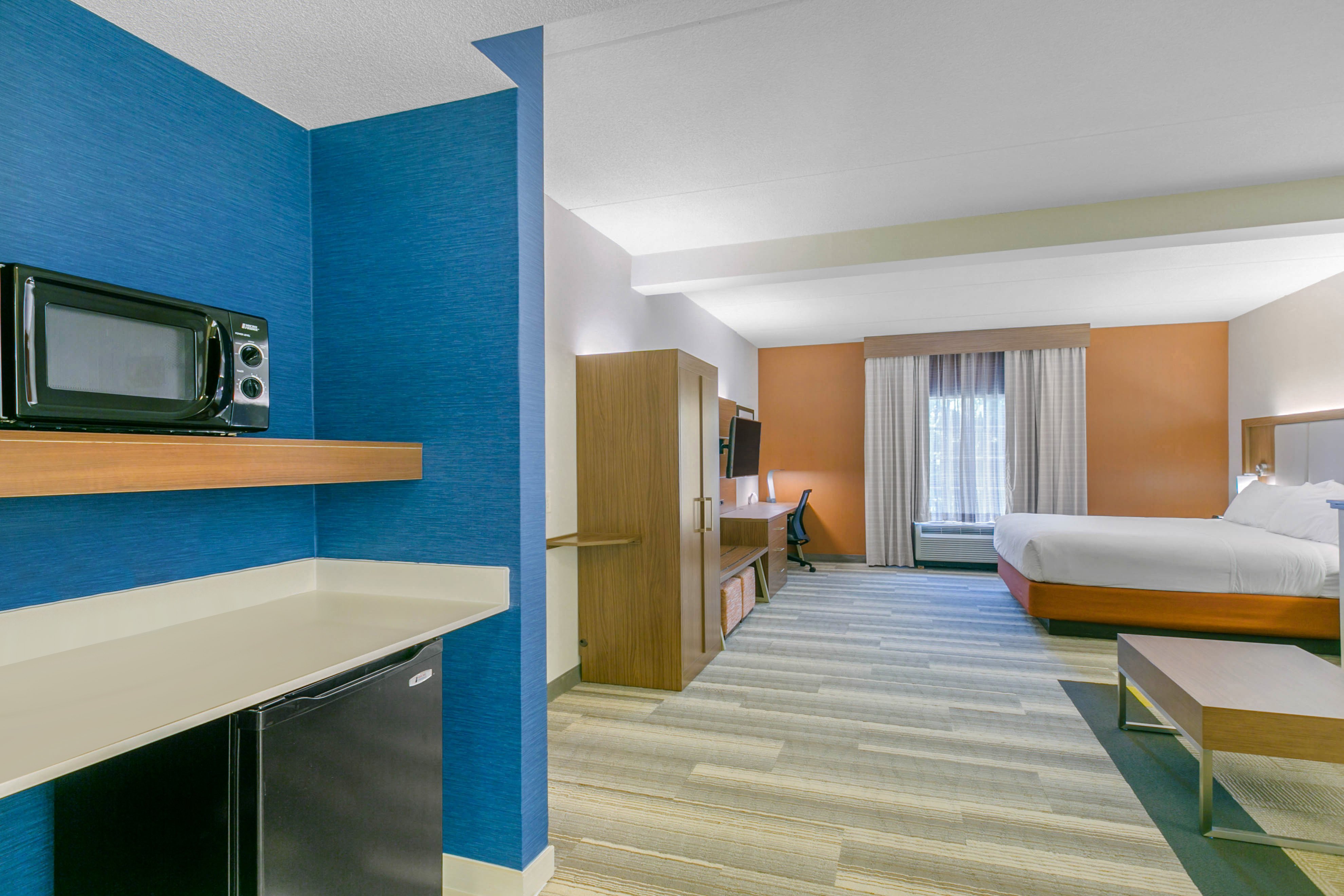 holiday inn express and suites mount arlington rockaway area