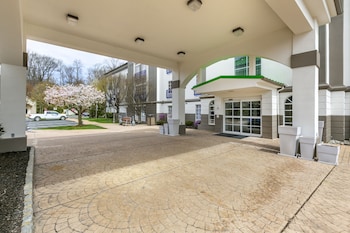 Holiday Inn Express & Suites Mount Arlington-Rockaway Area,Morristown>>Hopatcong,3 star