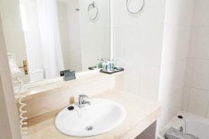 apartamentos hg tenerife sur