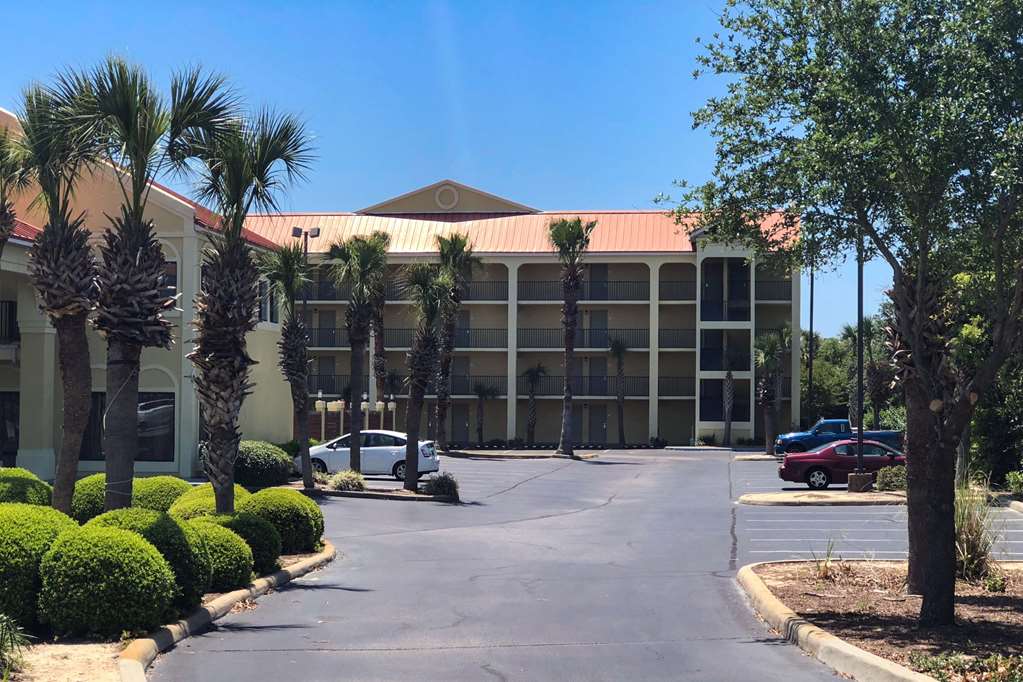 quality inn and suites