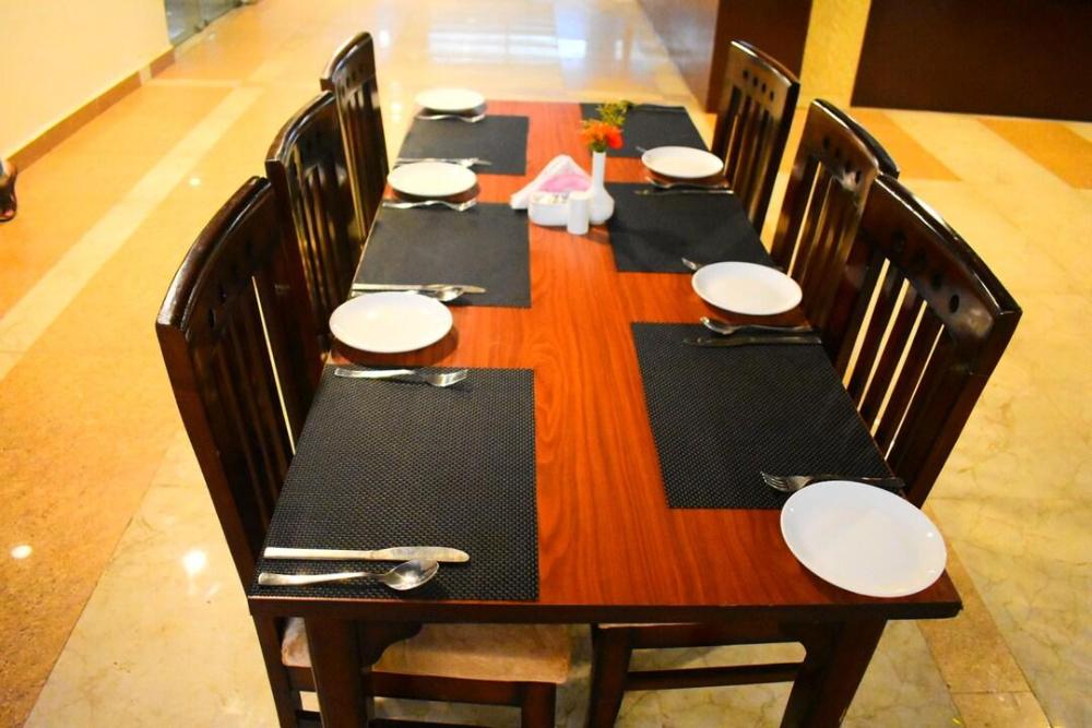 hotel metteyye residency