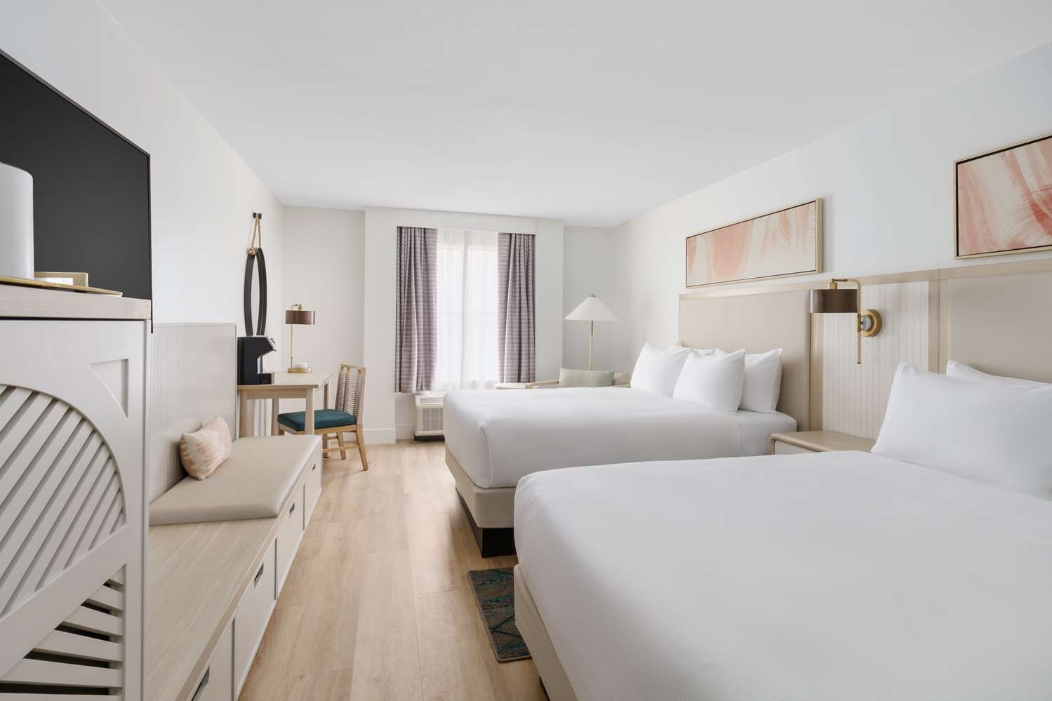 beal house fort walton beach tapestry collection by hilton