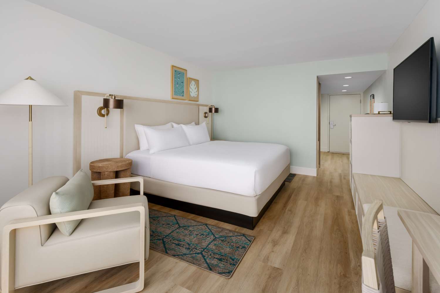 beal house fort walton beach tapestry collection by hilton