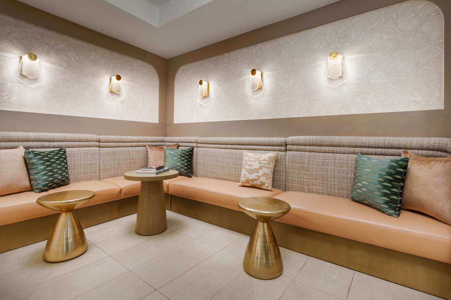 beal house fort walton beach tapestry collection by hilton